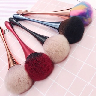 LOẠI ĐẦU TO - Cọ đánh má hồng và phủ phấn