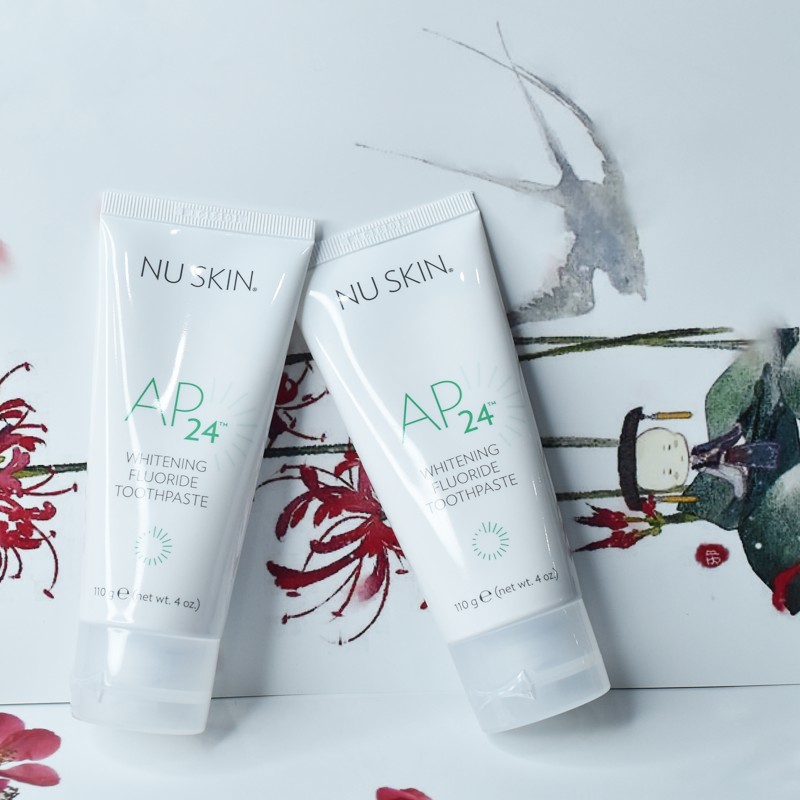 Kem Đánh Răng Nu Skin Ap24 Whitening Flouride 110g