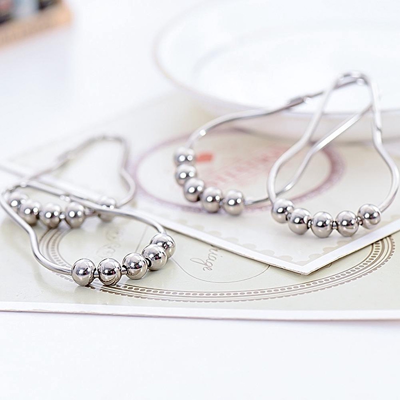 Móc treo rèm làm bằng kim loại tiện dụng