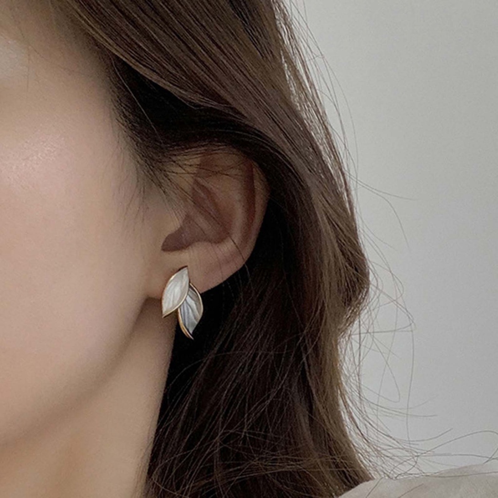 Khuyên tai xanh dương phong cách Hàn Quốc thanh lịch cho nữ