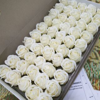 Hoa hồng sáp thơm màu trắng 3 lớp