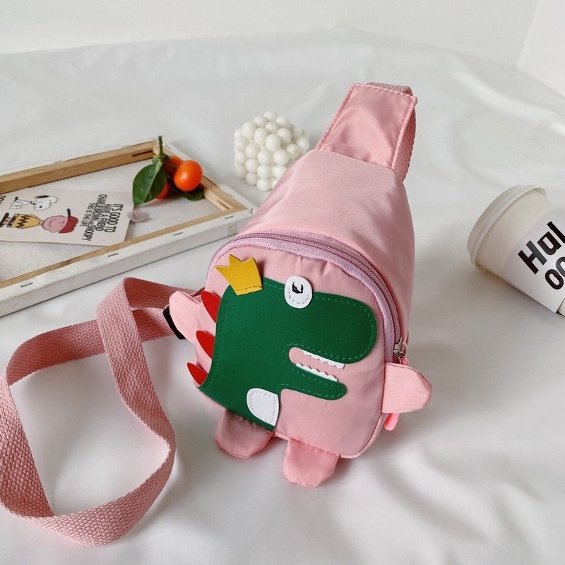 Túi Đeo Chéo Ngực Hình Khủng Long Dễ Thương Cho Bé