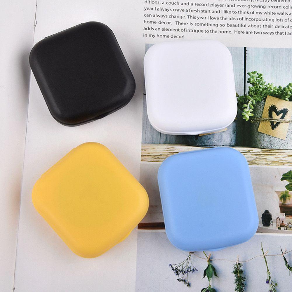 Hộp Đựng Kính Áp Tròng Hình Vuông Mini Dễ Mang Theo Khi Đi Du Lịch