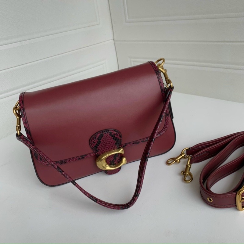 Túi đeo chéo Coach Soft Tabby da mềm