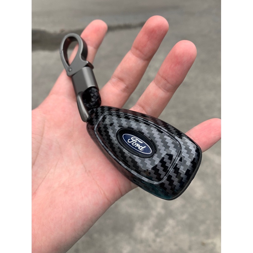 Ốp Chìa Khóa Carbon Xe Ecosport 2014-2015 2016 2017 - kèm móc treo chắc chắn, bảo vệ chìa khóa xe toàn diện