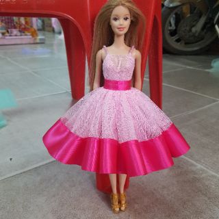 váy búp bê barbie
