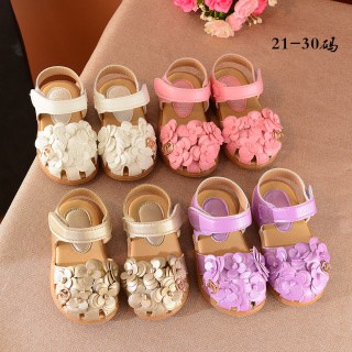 Giày sandal be gai