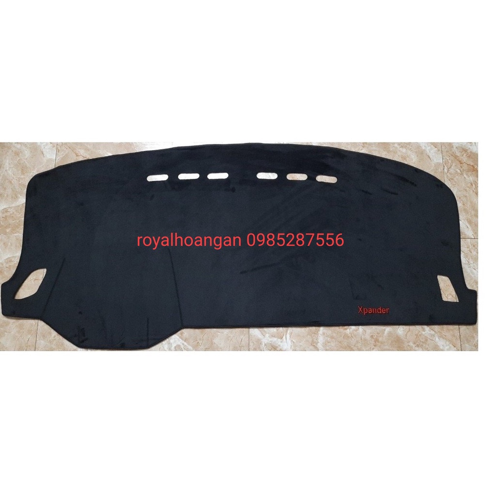 Thảm taplo XPANDER bằng nhung 3 lớp hoặc Da Cacbon