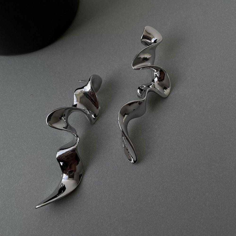 Đôi Khuyên Tai Nữ Phong Cách Vintage Xinh Xắn