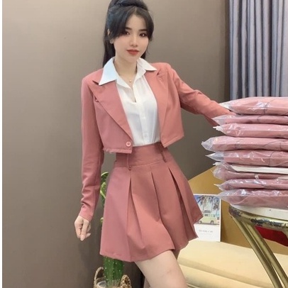 Set áo cổ vest croptop + chân váy xếp ly (S34) | BigBuy360 - bigbuy360.vn