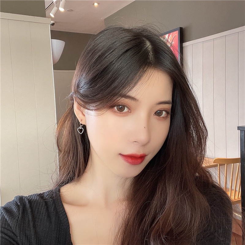 Đôi khuyên tai hình trái tim thiết kế đơn giản thời trang dành cho nữ