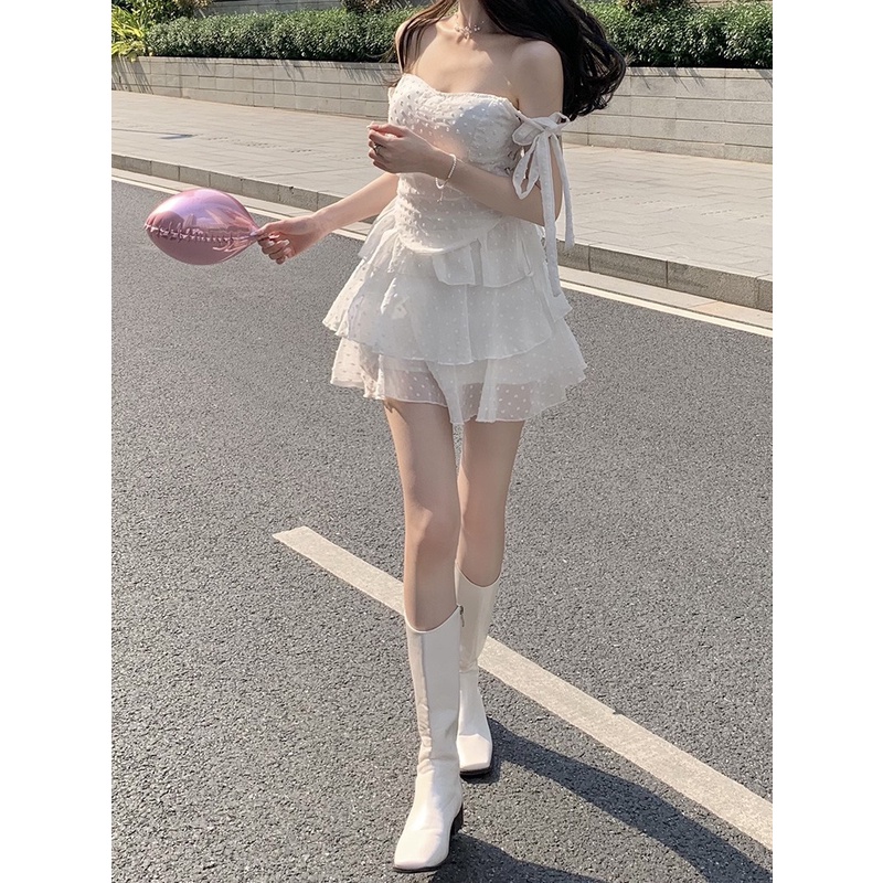 Set áo hai dây buộc nơ kèm chân váy xòe chất ren bi phong cách ullzang