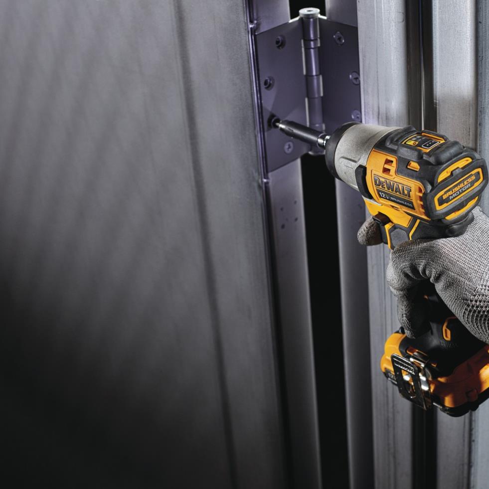 Máy vặn vít dùng pin DeWALT DCF801