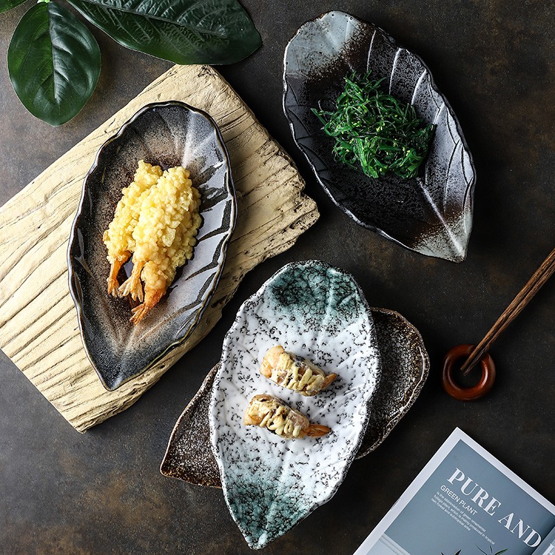 Đĩa gốm hình chiếc lá phong cách Nhật