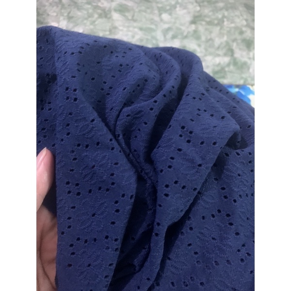 Thun cotton thêu màu xanh đen co giãn
