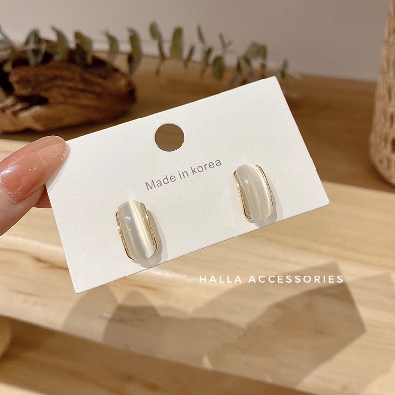 Khuyên tai chuôi bạc S925, mặt ngọc sáng cao cấp HALLA