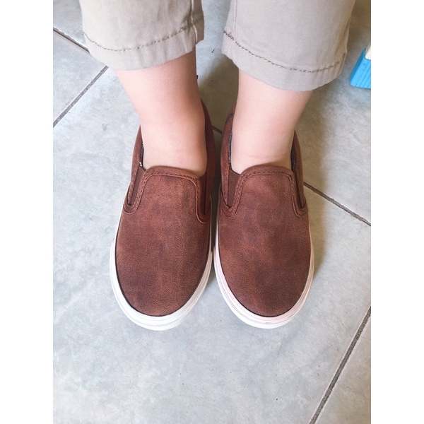 Giày Oldnavy cho bé hàng Auth. Mã 02