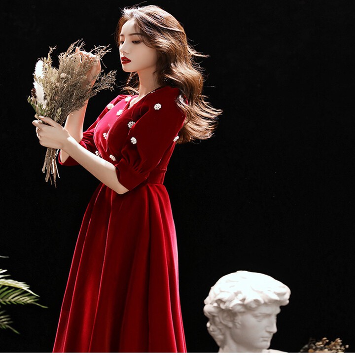 Đầm đính hoa sang trọng đi tiệc cho các chị | BigBuy360 - bigbuy360.vn