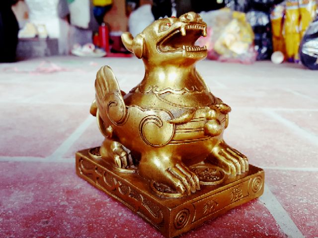 Tỳ Hưu Phong Thủy Bằng Đồng Nguyên Chất Cao 13cm