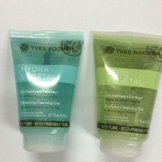 Sữa rửa mặt Yves Rocher mình có 1 loại Hydra cho da thường, da khô và Sebo cho da hỗn hợp đến nhờn. 