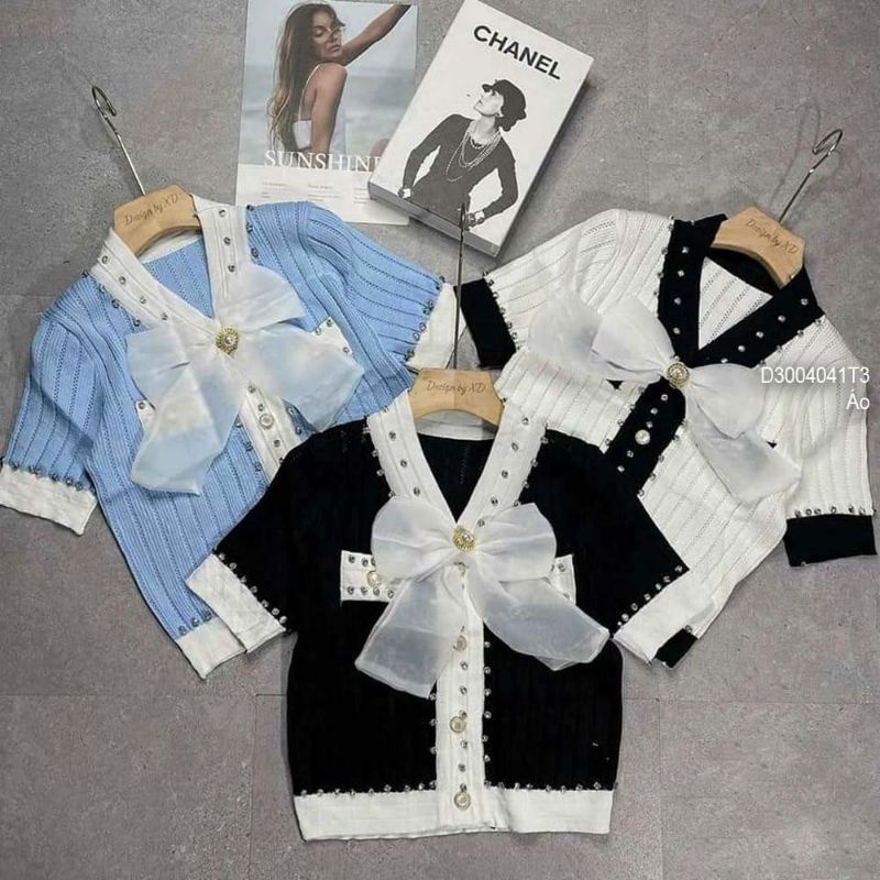 Áo len croptop nơ trắng ngực kết hạt phối viền cổ tim tay ngắn hàng Quảng Châu 3004