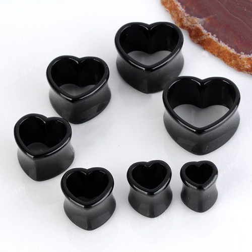 Khuyên nông tai nhựa acrylic kiểu trái tim sành điệu