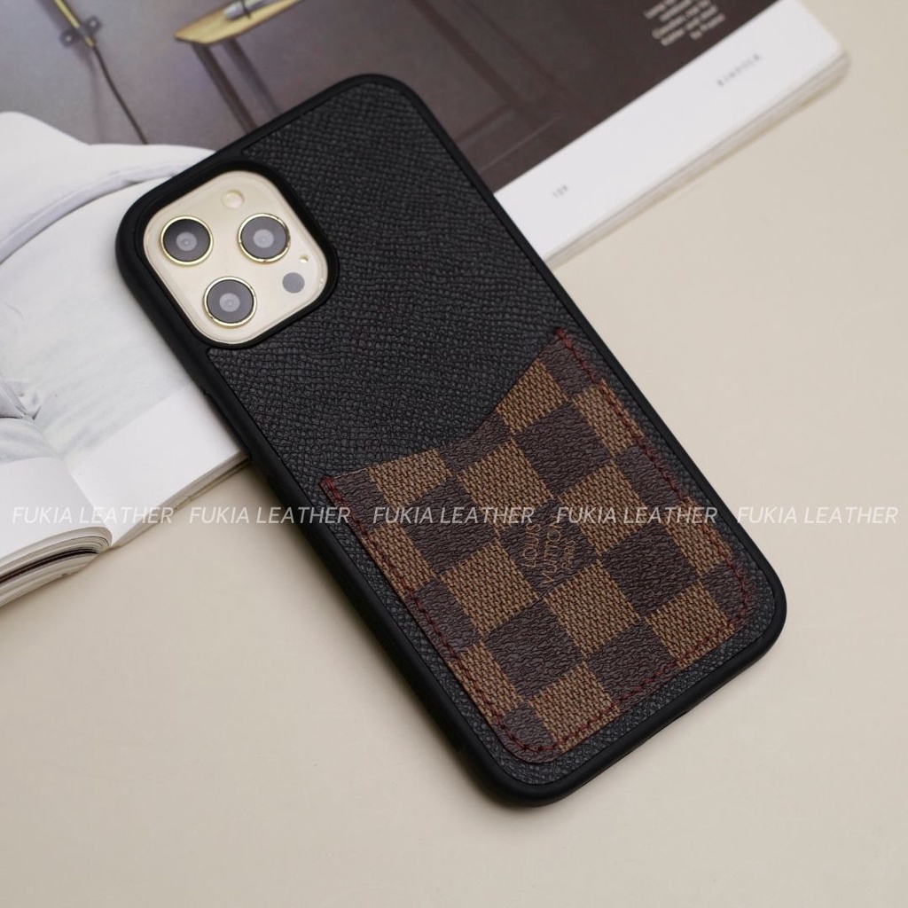 Ốp da thủ công Epsom đen khe thẻ IV Caro nâu cho IPhone 14/14Plus/14Pro/14Promax/13/13Pro/13Promax/12Promax ODTC128