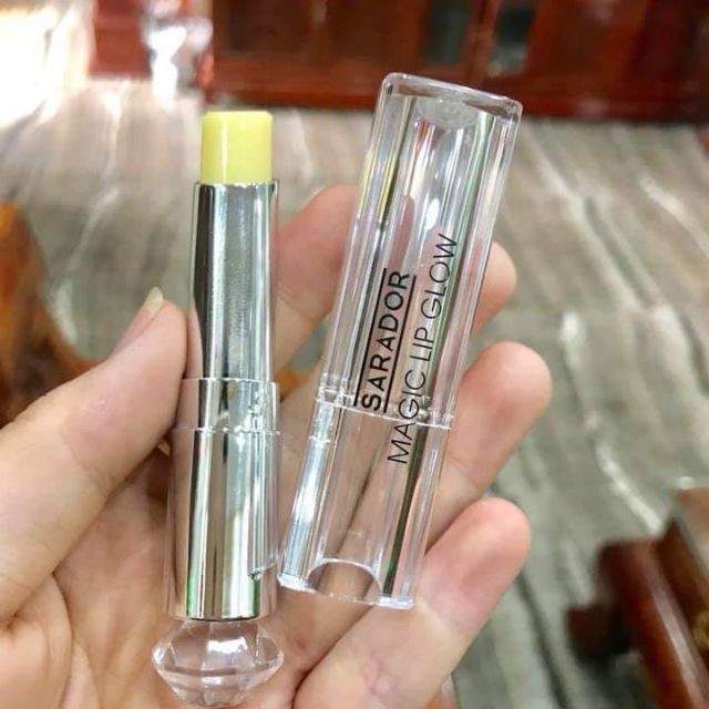 Bộ sản phẩm chăm sóc cho làn da hoàn hảo: Kem chống nắng CC Sarador SPF 50 pa ++++ và Son Thần Magic lip glow | BigBuy360 - bigbuy360.vn