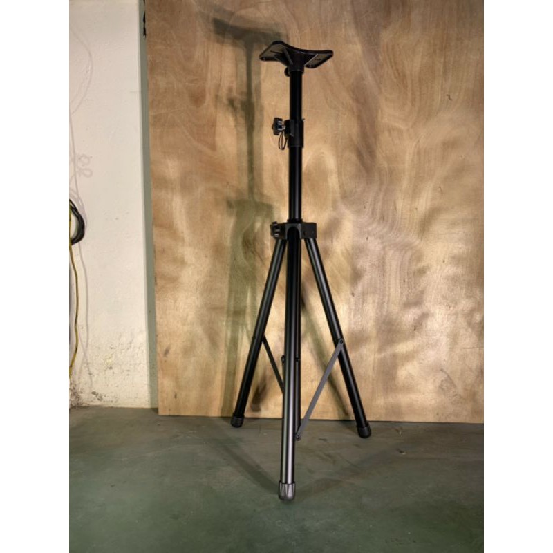 Chân loa đứng NB051