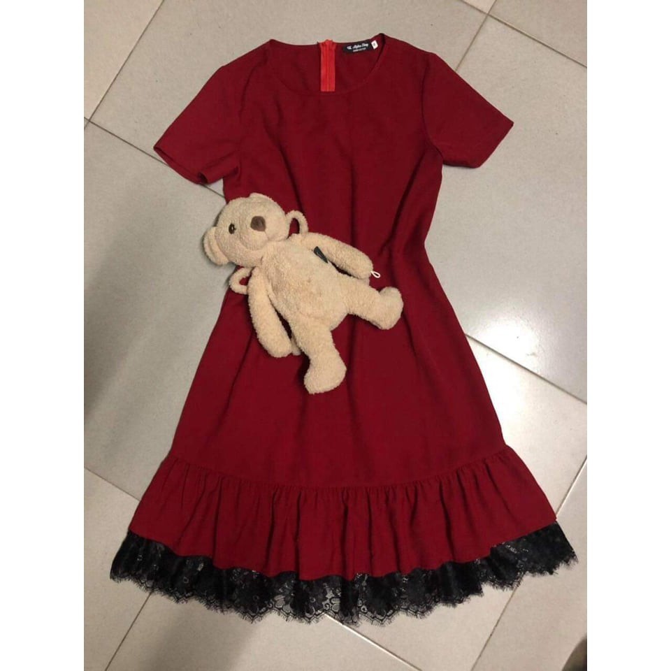 Váy bầu công sở dáng suông đuôi cá phối ren sang chảnh W127