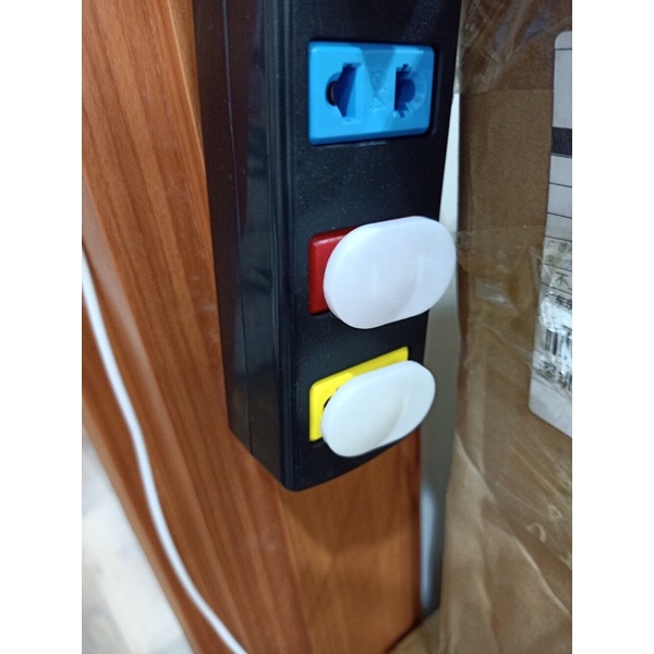 10 Nút Bịt ổ cắm điện 2 chân an toàn cho bé