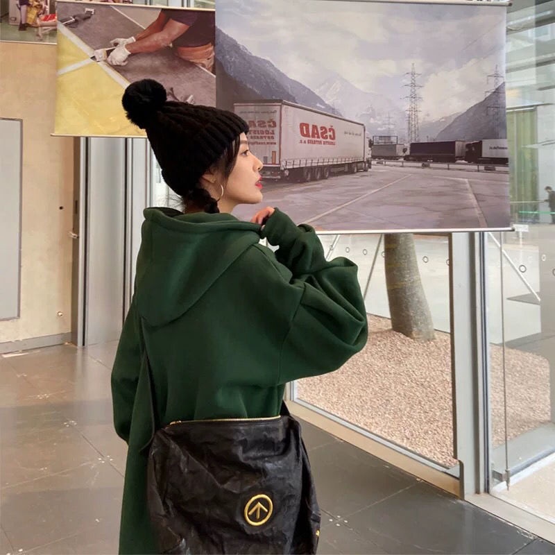 Đầm hoodie tay dài dáng rộng vải nhung dày dặn giữ ấm phong cách thời trang thu đông cho nữ