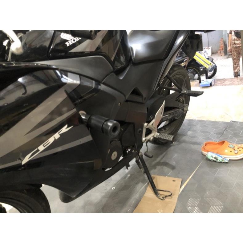 CHỐNG ĐỖ KHUNG SƯỜN CBR150Fi Thailand