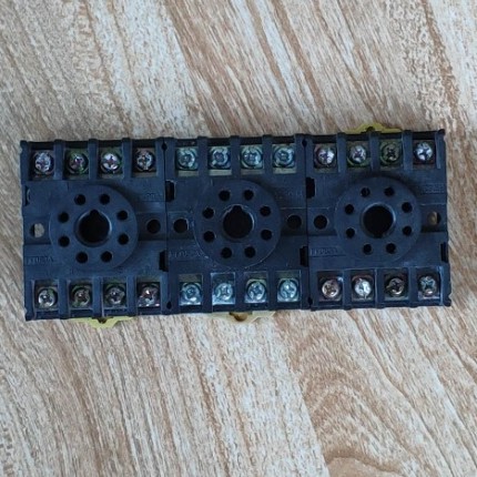 Rơle Thời Gian 220V 24V