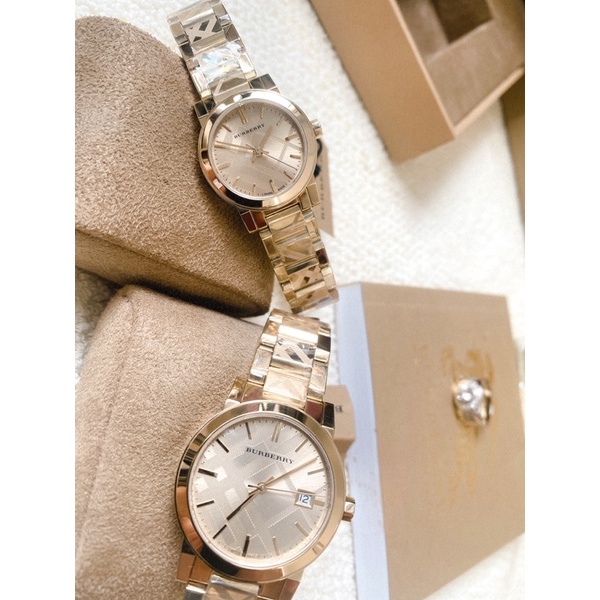 Thanh Lý : Cặp đồng hồ Nữ hiệu Burberry Gold