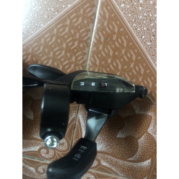 tay bấm xả 3-8 SHTMAUO