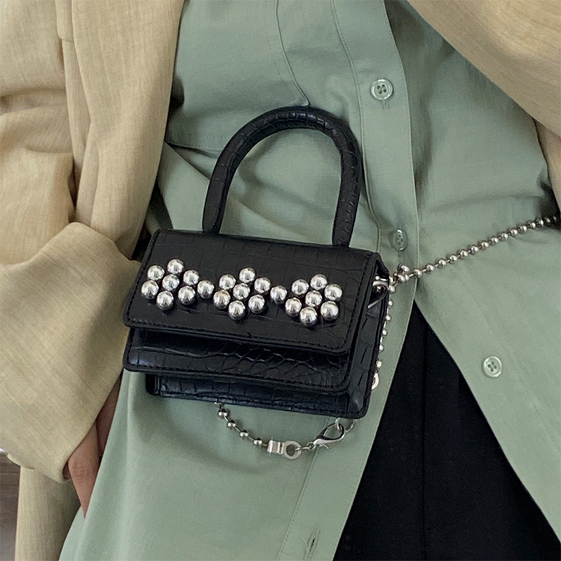 Túi đeo chéo đính hoa xinh xắn thời trang dành cho nữ