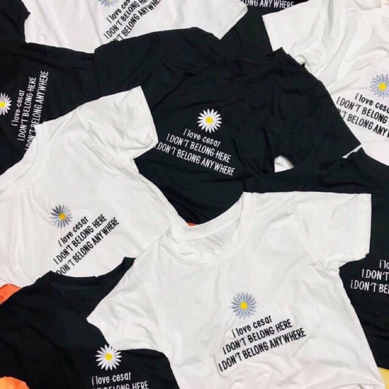 Ao croptop hoa trắng