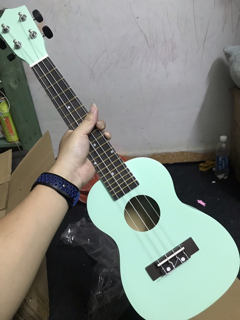 ĐÀN UKULELE SIZE SOPRANO VÀ CONCERT XANH NGỌC CỰC ĐỘC