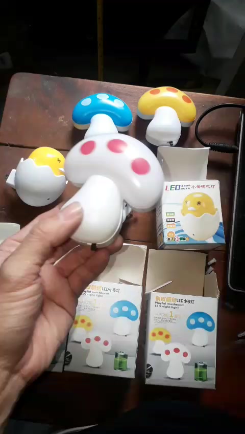 Đèn ngủ tiết kiệm năng lượng hình BayMax mới | BigBuy360 - bigbuy360.vn