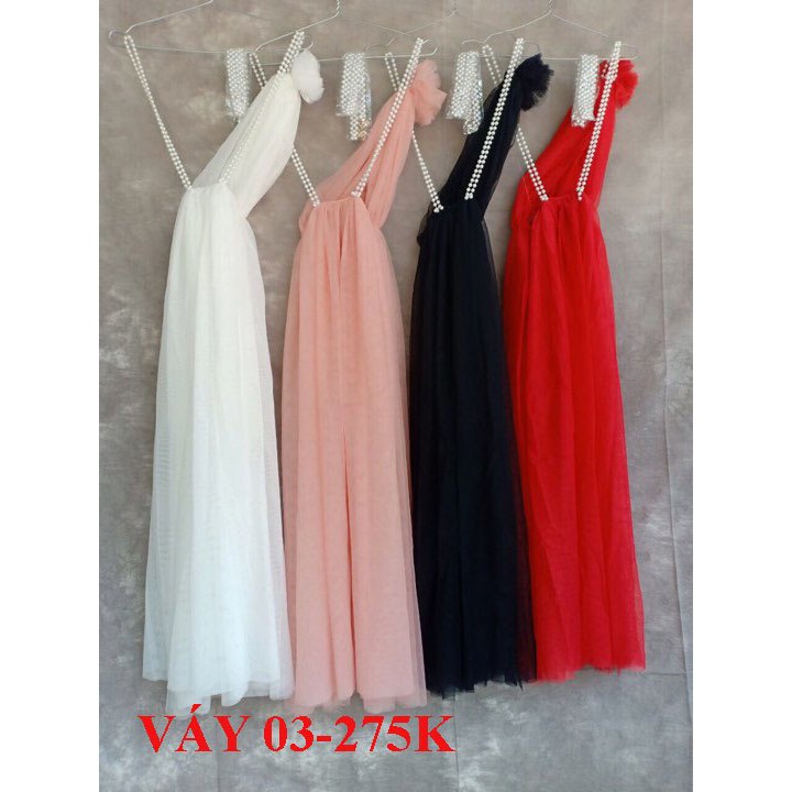 Váy conset chụp hình