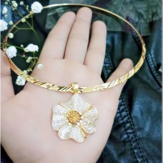 Kiềng cổ nữ mặt hoa cúc