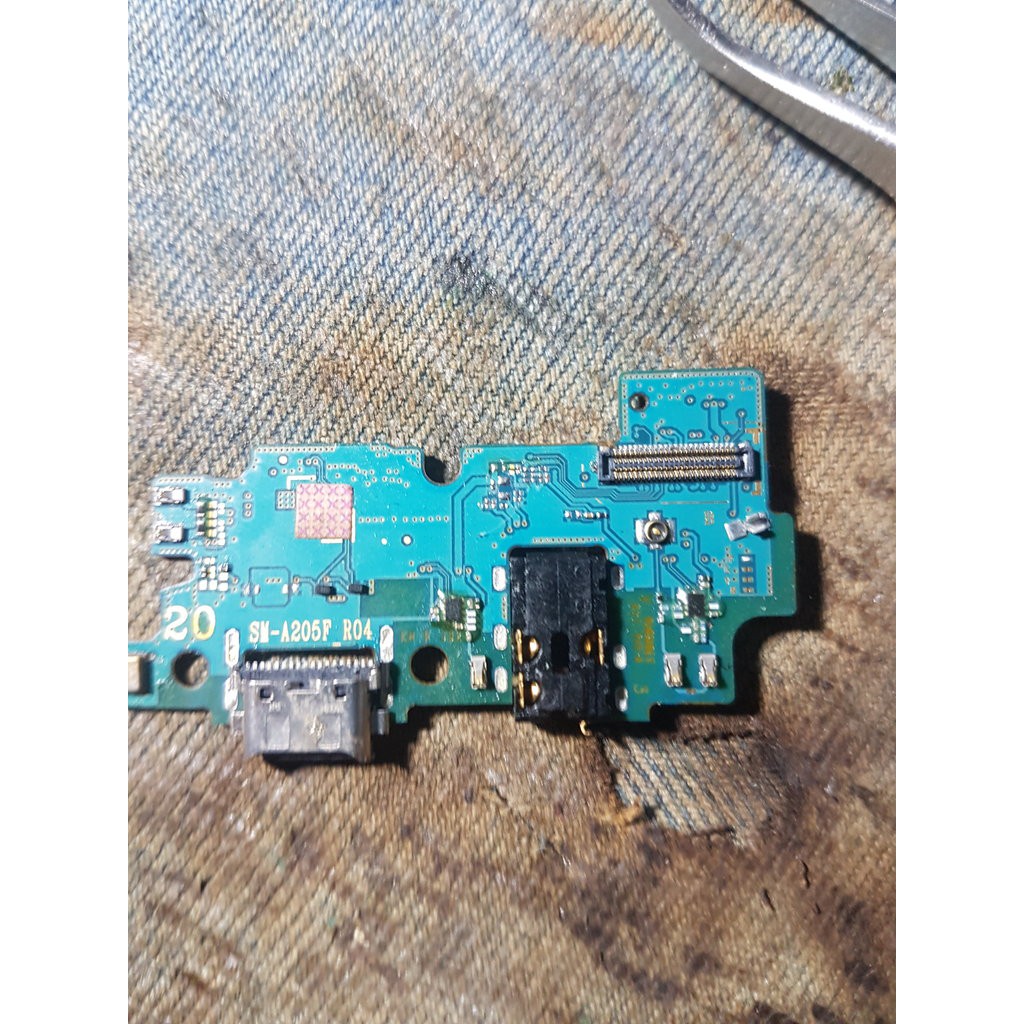 CỤM ĐUÔI SẠC SAMSUNG A20