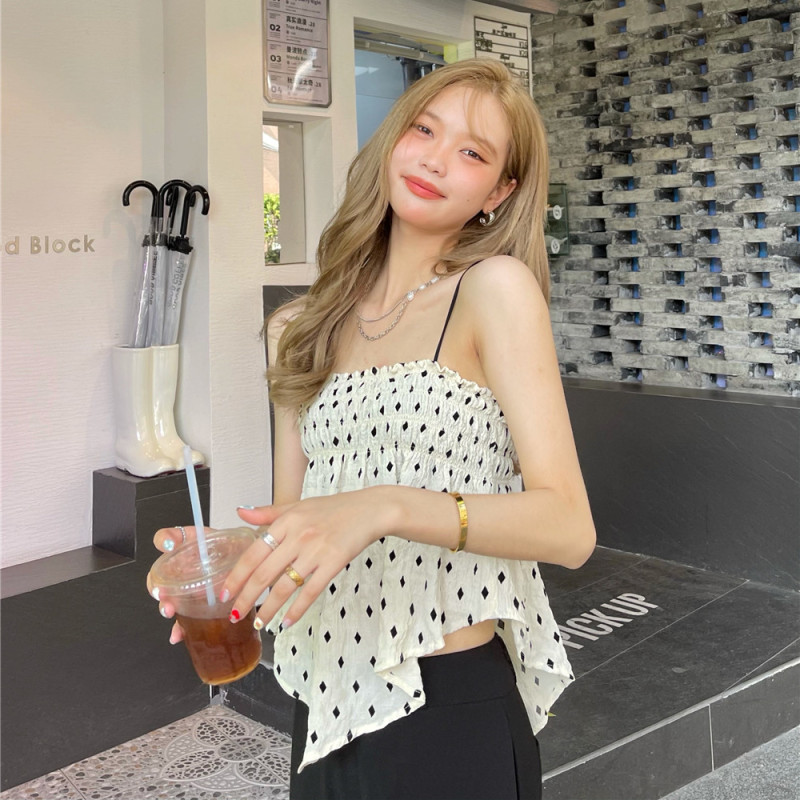 Áo Hai Dây Với Họa Tiết Chấm Bi Xinh Xắn Dành Cho Nữ