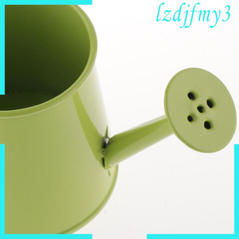 Mô hình bình tưới cây mini bằng thiếc nhiều màu sắc phong cách mộc mạc