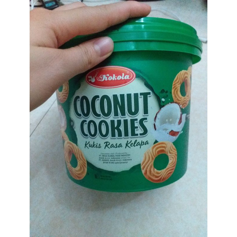 bánh quy mặn vụ dừa kokola coconut cookies hộp 400g