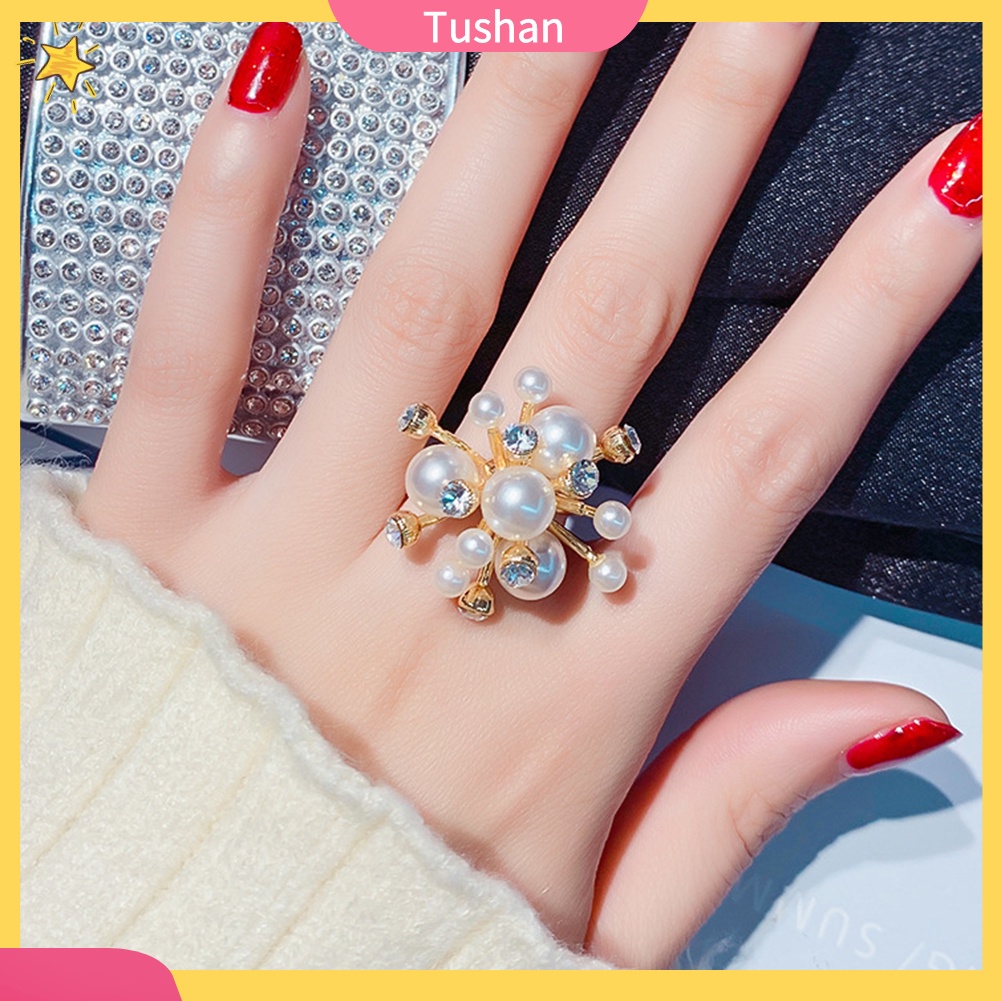 Nhẫn Hở Hình Hoa Tuyết Đính Ngọc Trai Nhân Tạo Thời Trang