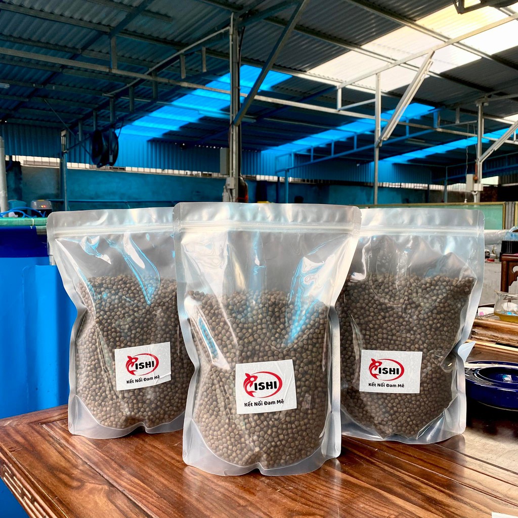 Cám cá koi Hikari Daily đỏ  - cám tăng trưởng, tăng màu cao cấp