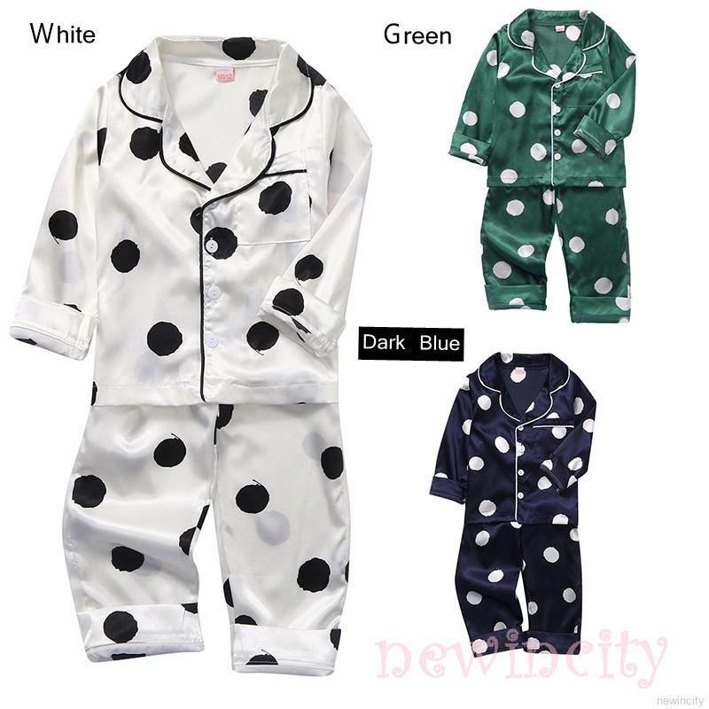 Đồ ngủ dài chấm bi xinh xắn cho bé gái mặc hàng ngày