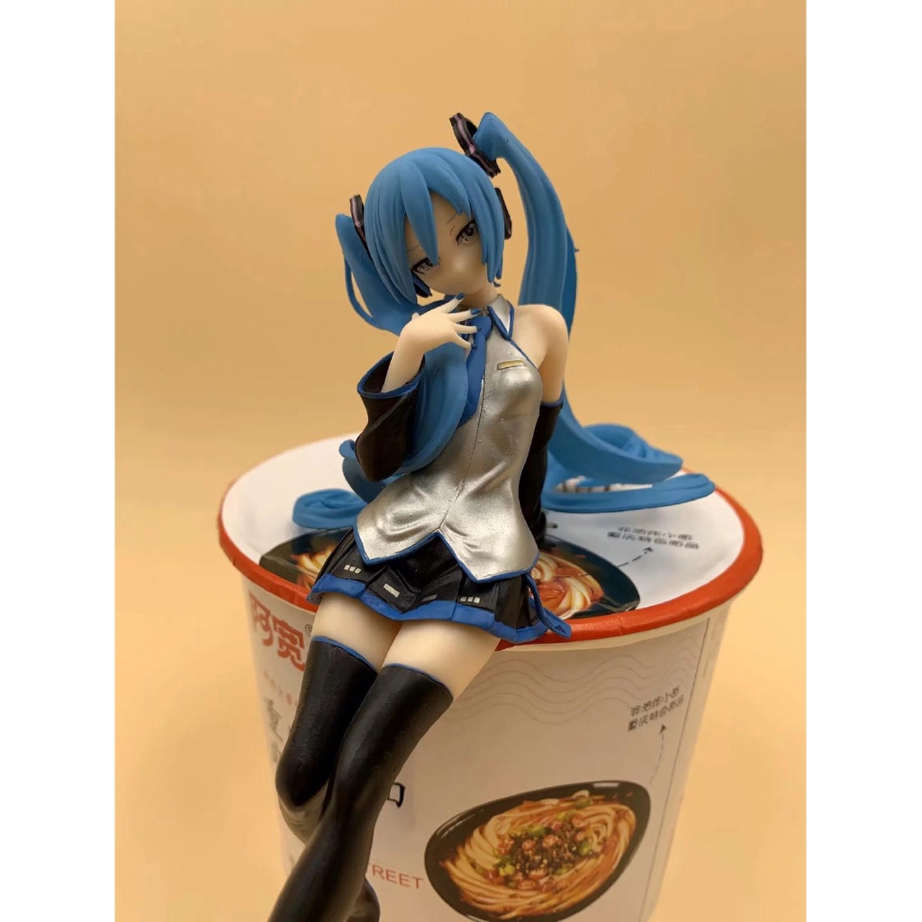 Mô hình nhân vật ca sĩ ảo Hatsune Miku bằng nhựa PVC đáng yêu